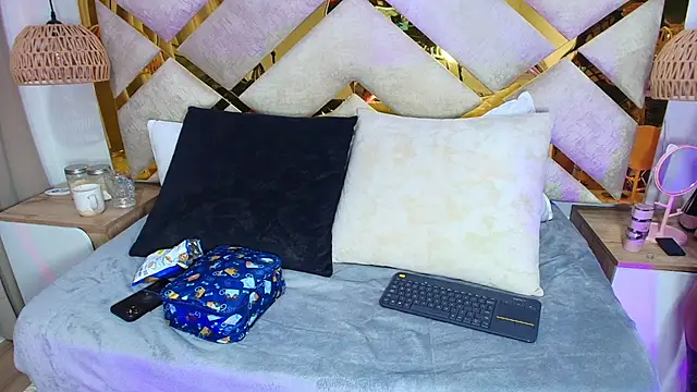 Scarlett Vegaa online show from 09/20/25, 11:44