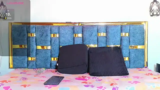 Sammy fox23 online show from 10/21/25, 07:14