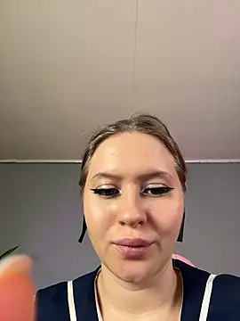 Snapshot of marmelana199 chatting on 11/06/25, 01:28 marmelana199 online show from 11/06/25, 01:28