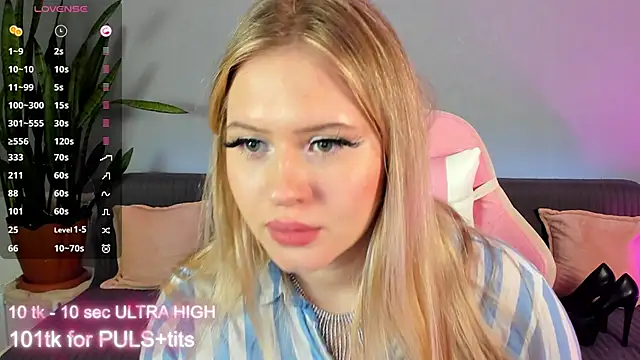 Snapshot of marmelana199 chatting on 12/01/25, 03:50 marmelana199 online show from 12/01/25, 03:50