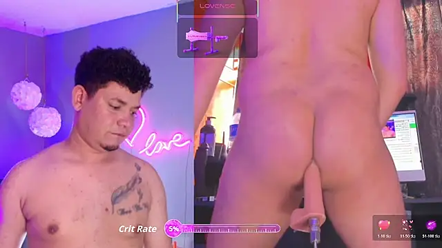 Snapshot of _Aron_Piter_ chatting on 12/22/25, 08:17 Aron Piter online show from 12/22/25, 08:17