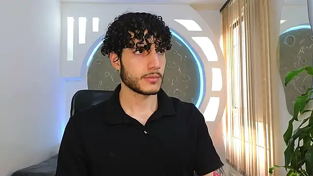 Snapshot of Rafael_Mendezz chatting on 09/19/25, 08:53 Rafael Mendezz online show from 09/19/25, 08:53