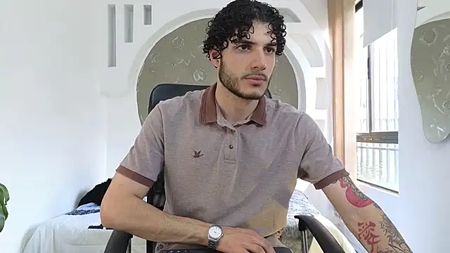 Snapshot of Rafael_Mendezz chatting on 11/01/25, 07:27 Rafael Mendezz online show from 11/01/25, 07:27