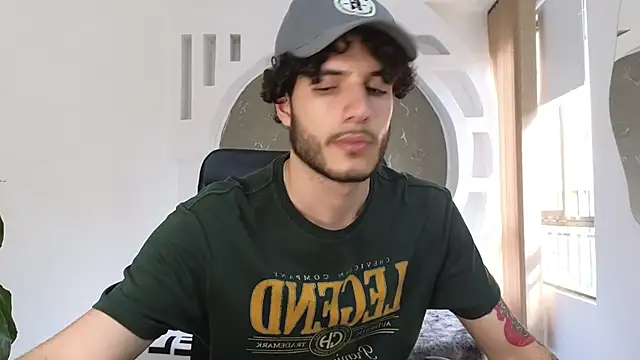 Snapshot of Rafael_Mendezz chatting on 11/06/25, 08:21 Rafael Mendezz online show from 11/06/25, 08:21