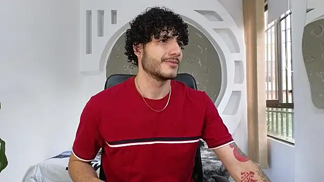 Snapshot of Rafael_Mendezz chatting on 11/27/25, 08:33 Rafael Mendezz online show from 11/27/25, 08:33