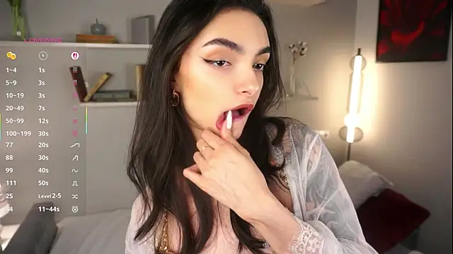 Morena Dolce online show from 09/21/25, 04:47