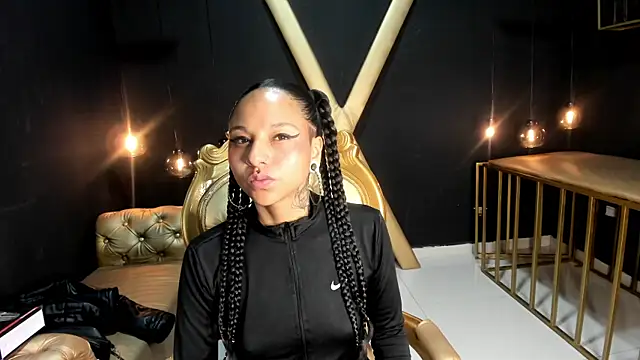 Sweettpleasure online show from 05/18/26, 02:45