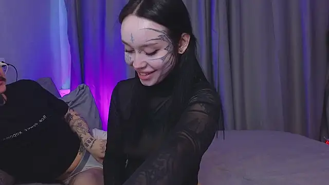 Snapshot of Somniyaa chatting on 11/30/25, 11:58 Somniyaa online show from 11/30/25, 11:58