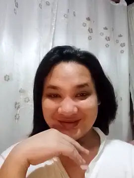 Hotcum ella online show from 11/29/25, 11:41