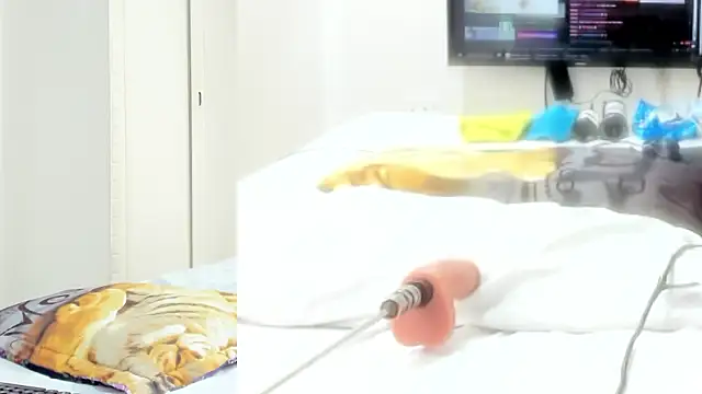 Alani Queen online show from 11/16/25, 07:08