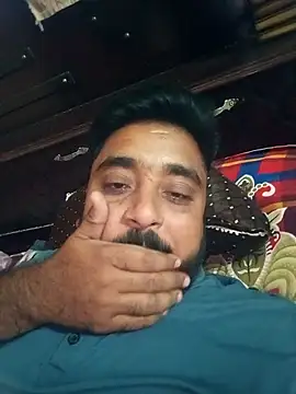 Snapshot of Raju_fuckerr chatting on 10/10/25, 08:13 Raju fuckerr online show from 10/10/25, 08:13