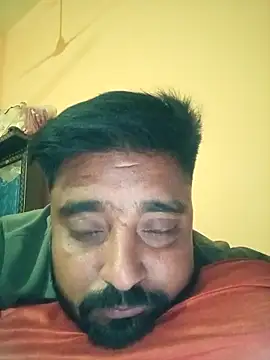 Snapshot of Raju_fuckerr chatting on 10/12/25, 07:07 Raju fuckerr online show from 10/12/25, 07:07