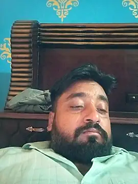 Snapshot of Raju_fuckerr chatting on 10/22/25, 07:52 Raju fuckerr online show from 10/22/25, 07:52