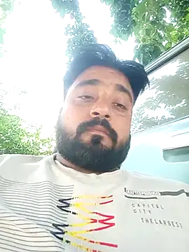 Snapshot of Raju_fuckerr chatting on 10/24/25, 07:38 Raju fuckerr online show from 10/24/25, 07:38