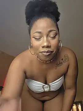 Naomi jhonson online show from 07/20/26, 05:04