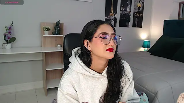 madame lottie online show from 09/09/25, 12:37