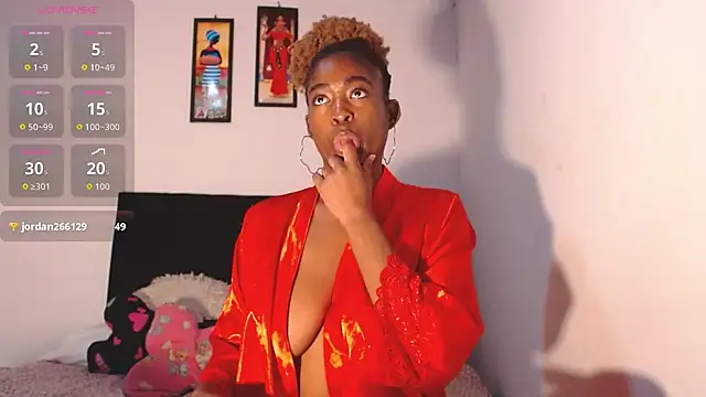 AdrianaCampbelll online show from 10/19/25, 05:52