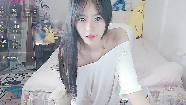 Snapshot of stupidcat5227 chatting on 10/31/25, 02:34 stupidcat5227 online show from 10/31/25, 02:34