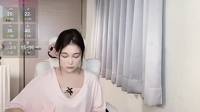 Xiao--Lin online show from 09/16/25, 02:29