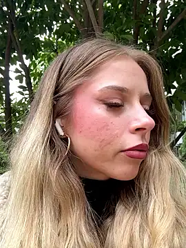 BabyAnais online show from 10/10/25, 09:52