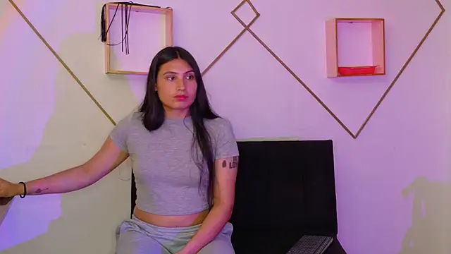 Linda andrew online show from 11/13/25, 06:51