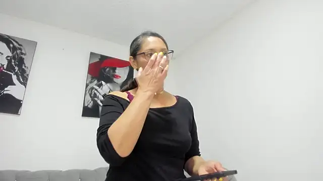 Marcia muller  online show from 09/10/25, 07:58
