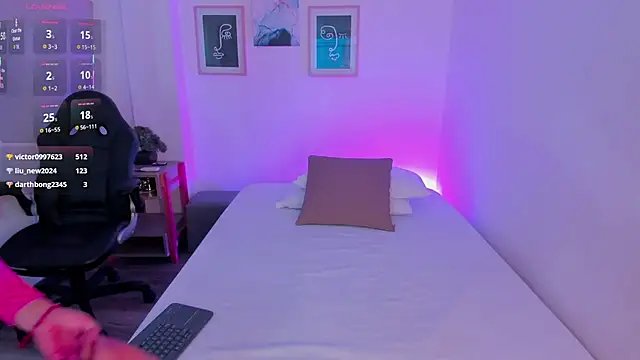 Anastasia lauren online show from 12/05/25, 08:05