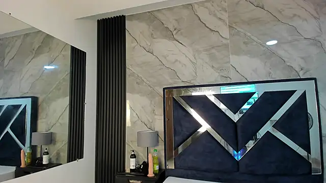 Snapshot of Megan_Sweetas chatting on 11/06/25, 04:41 Megan Sweetas online show from 11/06/25, 04:41