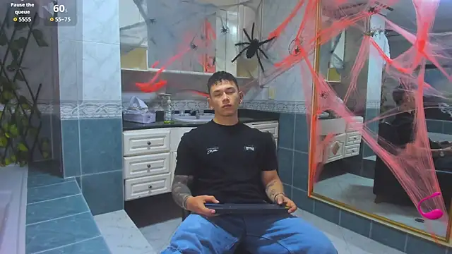 Thomas moon online show from 10/10/25, 11:31