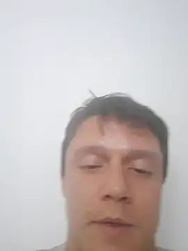 Snapshot of RAFAEL18-3_ chatting on 10/19/25, 02:12 RAFAEL18-3 online show from 10/19/25, 02:12