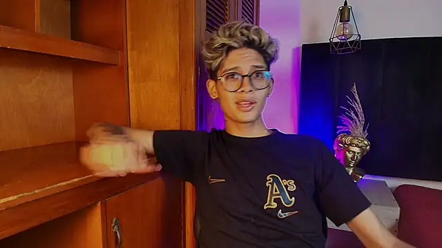 massimo alessandro online show from 09/10/25, 04:45