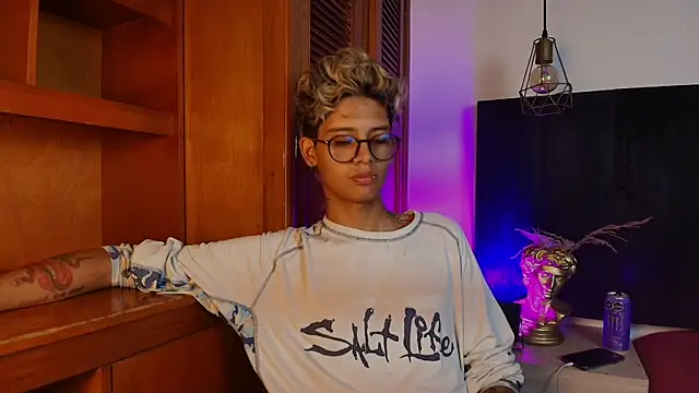 massimo alessandro online show from 09/13/25, 04:45