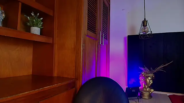 massimo alessandro online show from 10/02/25, 04:41