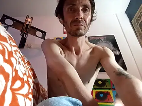 githot online show from 10/16/25, 08:48