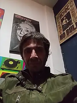 githot online show from 11/16/25, 09:37