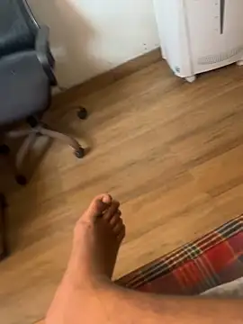 Snapshot of jackyw chatting on 09/22/25, 09:33 jackyw online show from 09/22/25, 09:33