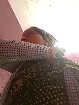 Snapshot of Hot_komal1 chatting on 11/18/25, 12:20 Hot komal1 online show from 11/18/25, 12:20