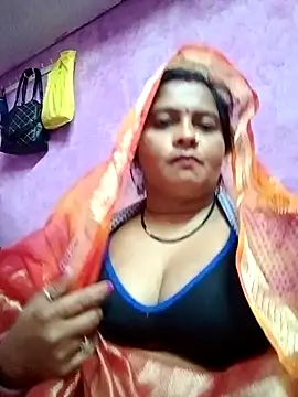 Snapshot of Hot_komal1 chatting on 11/29/25, 09:40 Hot komal1 online show from 11/29/25, 09:40