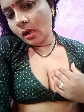 Snapshot of Hot_komal1 chatting on 12/04/25, 10:24 Hot komal1 online show from 12/04/25, 10:24