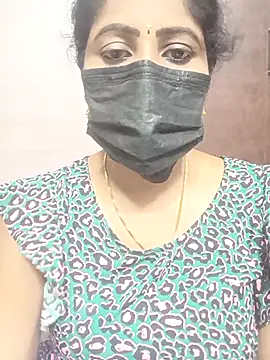 Snapshot of vasundhara26 chatting on 09/28/25, 08:03 vasundhara26 online show from 09/28/25, 08:03