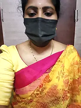 Snapshot of vasundhara26 chatting on 10/05/25, 07:56 vasundhara26 online show from 10/05/25, 07:56