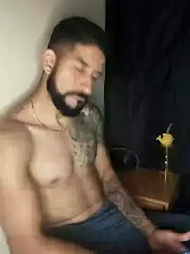 Snapshot of Alexsexygamer chatting on 09/30/25, 01:10 Alexsexygamer online show from 09/30/25, 01:10