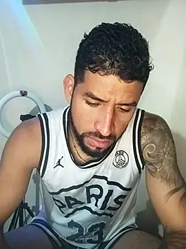 Snapshot of Alexsexygamer chatting on 10/06/25, 12:57 Alexsexygamer online show from 10/06/25, 12:57