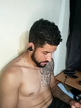 Snapshot of Alexsexygamer chatting on 10/15/25, 12:00 Alexsexygamer online show from 10/15/25, 12:00