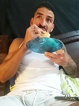 Snapshot of Alexsexygamer chatting on 10/23/25, 01:10 Alexsexygamer online show from 10/23/25, 01:10