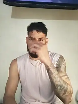 Snapshot of Alexsexygamer chatting on 10/31/25, 11:50 Alexsexygamer online show from 10/31/25, 11:50