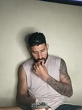 Snapshot of Alexsexygamer chatting on 11/03/25, 05:47 Alexsexygamer online show from 11/03/25, 05:47