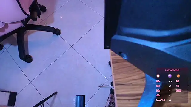 Terraelowen online show from 10/28/25, 11:25