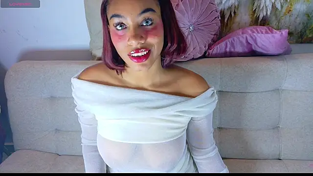 Sofia Stanley online show from 06/30/26, 06:47