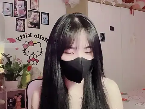 keelinnn19 online show from 10/19/25, 07:25